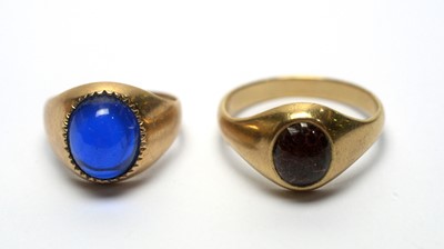 Lot 152 - Two cabochon rings