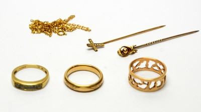 Lot 216 - Gold rings and other jewellery.