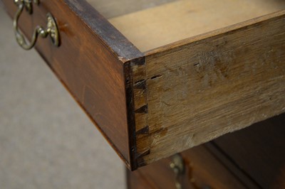 Lot 7 - A Georgian mahogany chest.