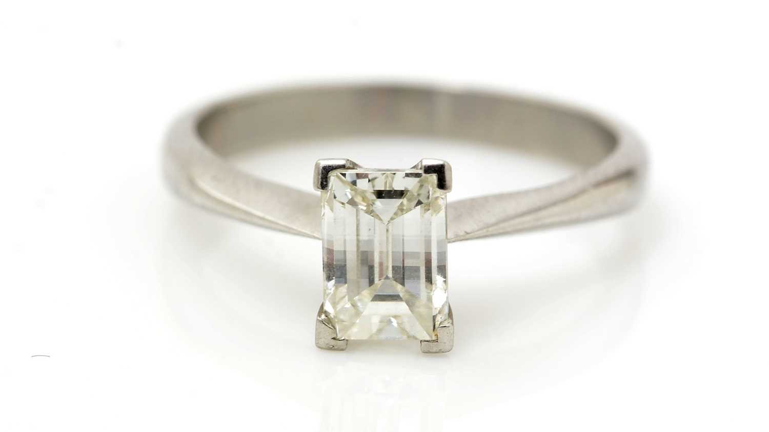 Lot 482 - A Millennium cut solitaire diamond ring