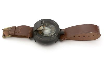 Lot 788 - A British Royal Flying Corps pilot's compass