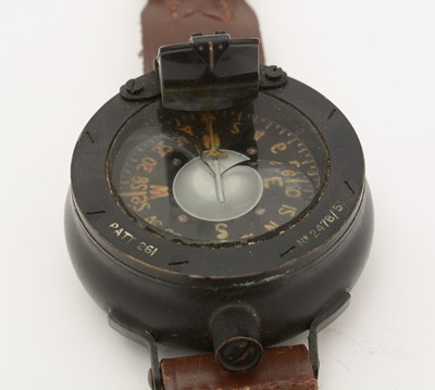 Lot 788 - A British Royal Flying Corps pilot's compass