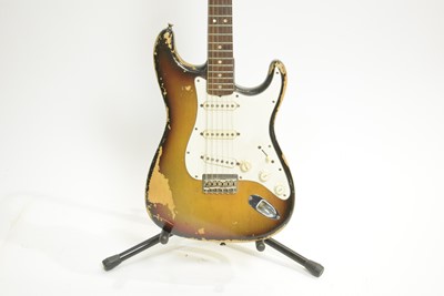 Lot 532 - 1971 Fender hardtail Stratocaster