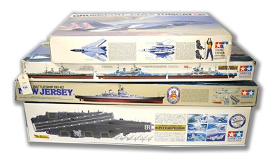 Lot 535 - A selection of Tamiya scale model kits.