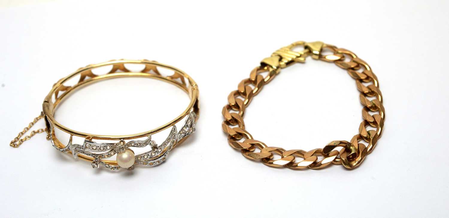 Lot 190 - A 9ct yellow gold curb link bracelet, and a bangle