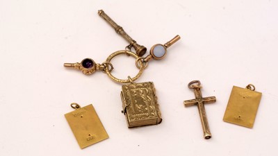 Lot 124 - Watch keys, pendants, pencils and other items.