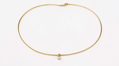 Lot 143 - A diamond necklace