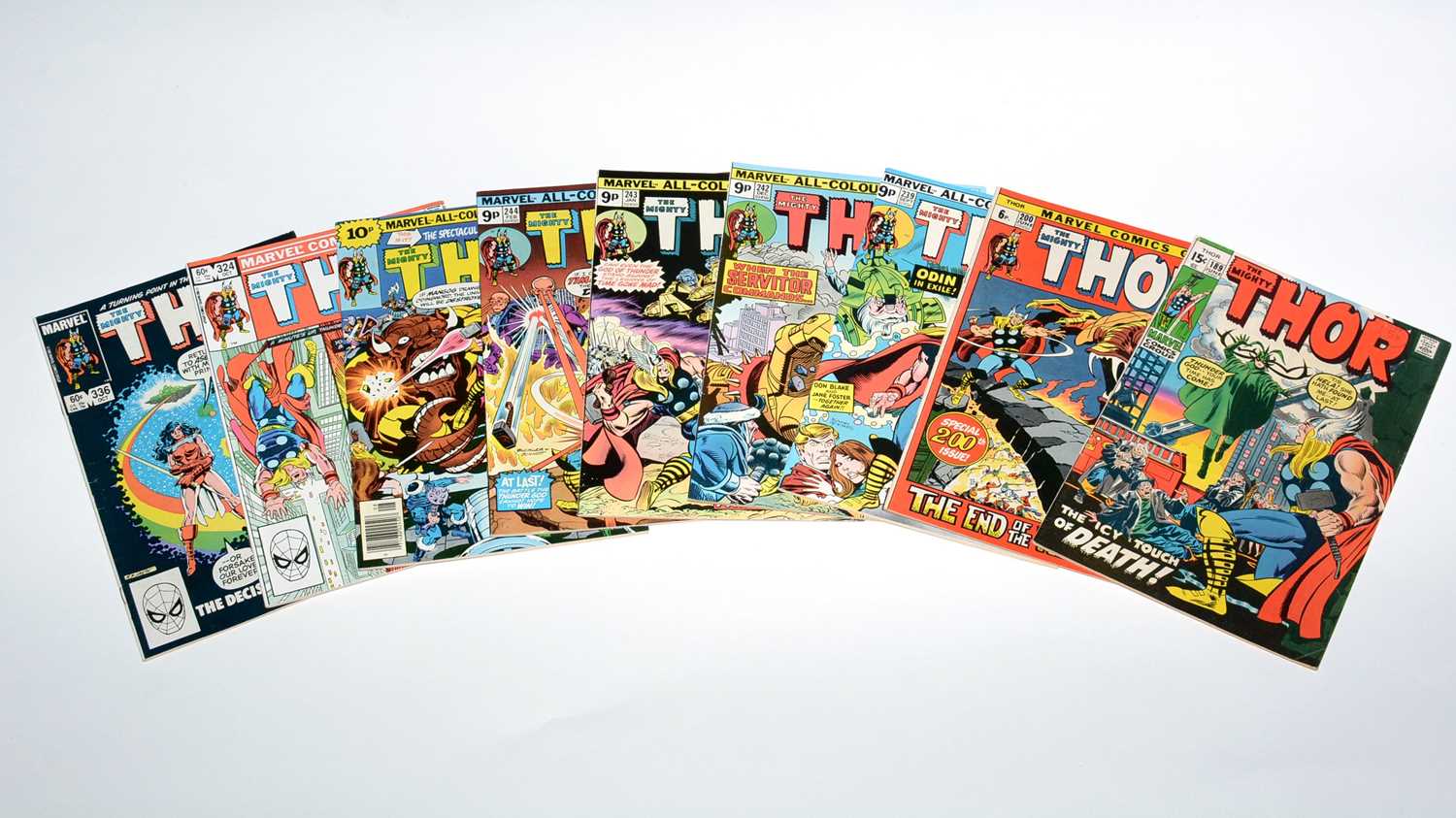 Lot 1021 - Marvel Comics.