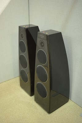 Lot 634 - Pair of Meridian DSP7200 digital loud speakers