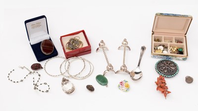 Lot 216 - A selection of jewellery