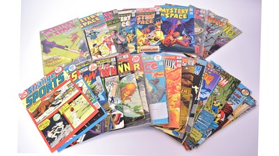 Lot 480 - DC Comics.