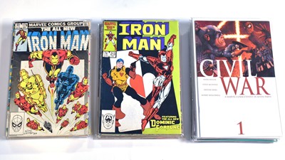 Lot 600 - Marvel Comics.