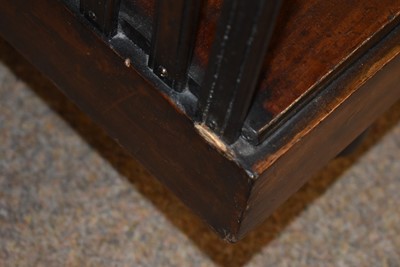 Lot 5 - An early 20th Century inlaid mahogany revolving bookcase.