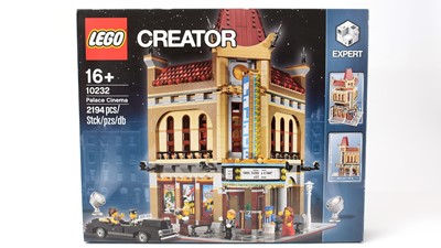Lot 76 - LEGO Creator Palace Cinema, 10232