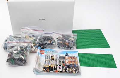 Lot 79 - LEGO Creator Assembly Square, are 10255