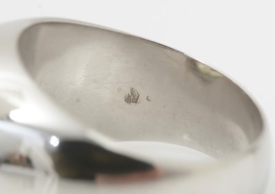 Lot 458 - A solitaire diamond ring