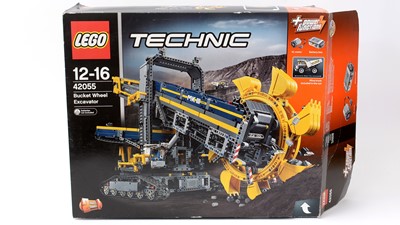 Lot 101 - LEGO TECHNIC Bucket Wheel Excavator, 42055