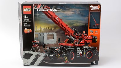Lot 102 - LEGO TECHNIC Rough Terrain Crane, 42082