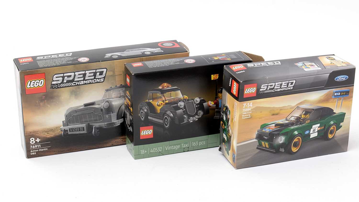 Lot 113 - Three LEGO vehicles