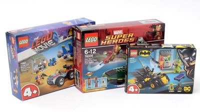 Lot 114 - Movie LEGO 70821, 76137, and 76006