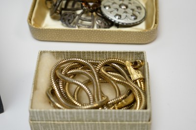 Lot 175 - Oystein Balle brooch and other jewellery