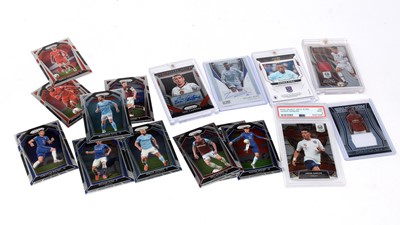 Lot 319 - Football interest trading collectors cards