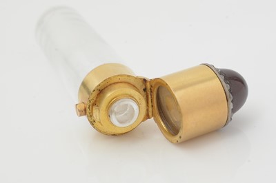 Lot 396 - A late Victorian/Edwardian small gold-mounted scent bottle.