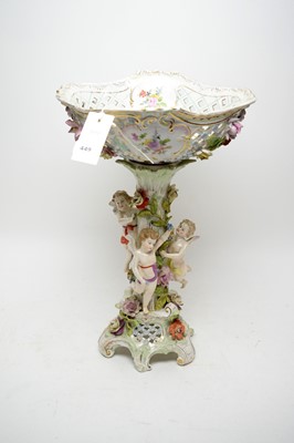 Lot 449 - A Meissen style ceramic pedestal comport
