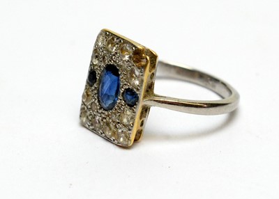 Lot 189 - An early 20th Century sapphire and diamond ring