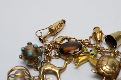 Lot 195 - A 9ct yellow gold charm bracelet