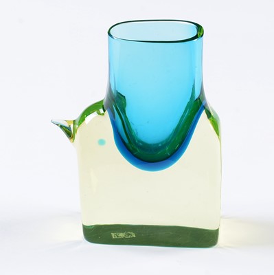 Lot 47 - Antonio Da Ros for Cenedese: a Murano Uranium glass elephant vase.