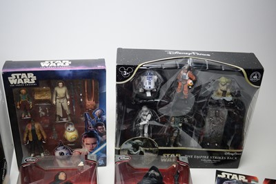 Lot 228 - Eight Star Wars figures, various.