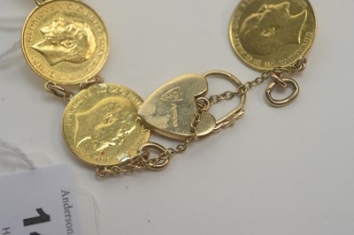 Lot 140 - A half gold sovereign bracelet
