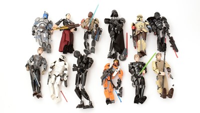 Lot 282 - Star Wars: a collection of LEGO figurines.