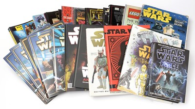 Lot 162 - Star Wars: a large quantity of books, annuals, novels.