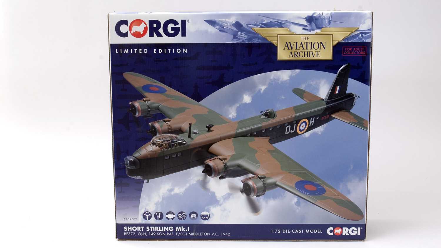 Lot 5 - Corgi limited edition Aviation Archive 1:72 scale diecast model Short Sterling Mk. I.