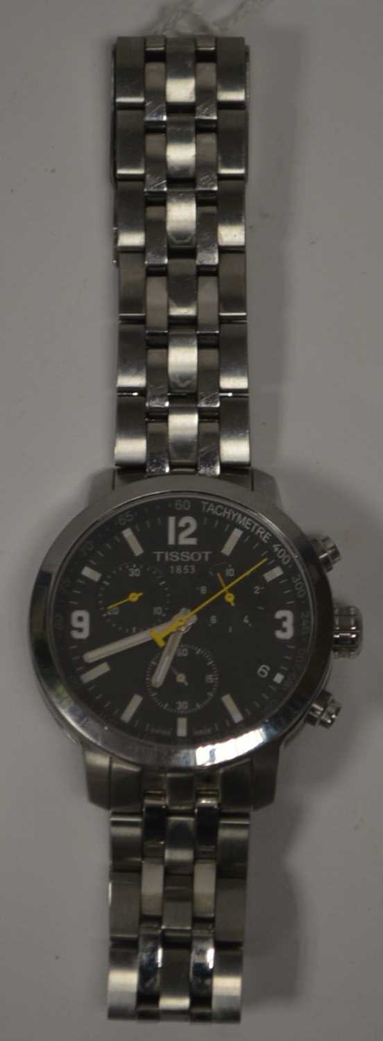 Lot 137 - Tissot PRC 200: a chronograph wristwatch