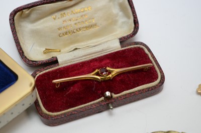 Lot 144 - Ivar Holth brooch and other jewellery