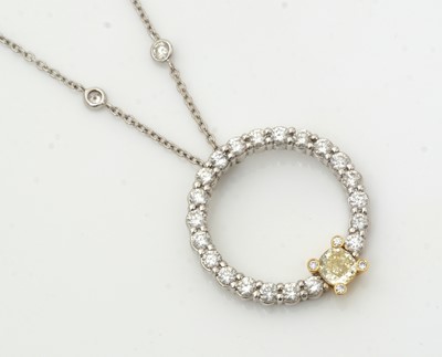 Lot 506 - A diamond pendant