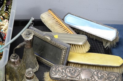 Lot 203 - A selection of early 20th Century and later silver dressing table accessories