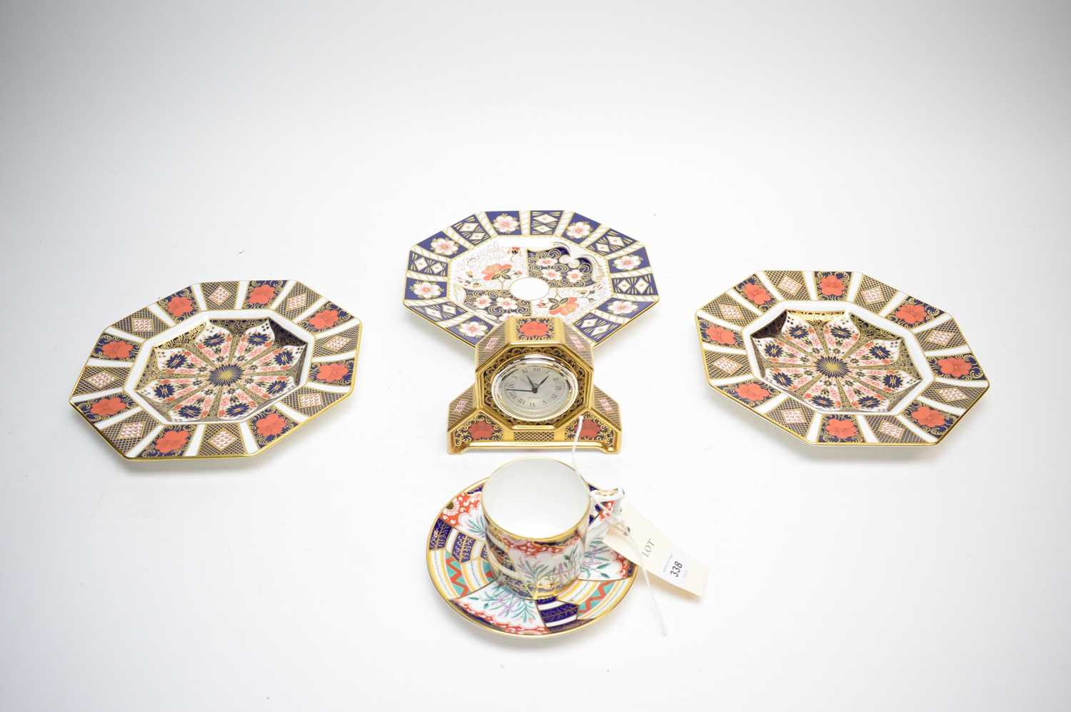 Lot 338 - A selection of Royal Crown Derby.