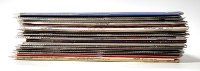 Lot 104 - A selection of mixed jazz and blues LPs.