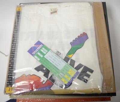 Lot 266 - Led Zeppelin box sets and merchandise