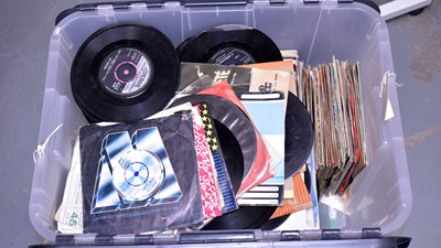 Lot 326 - Large collection of 50s and 60s 7" singles