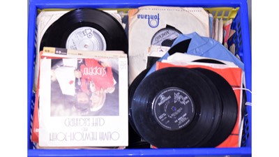 Lot 330 - Box of 50s and 60s 7" singles