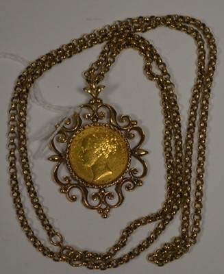 Lot 139 - A Queen Victoria gold sovereign pendant