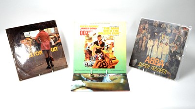 Lot 175 - 4 collectable LPs