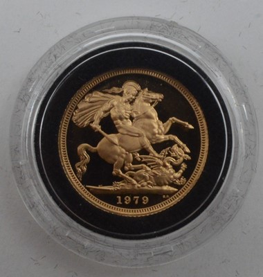 Lot 938 - Royal Mint United Kingdom: Queen Elizabeth II gold sovereign 1979, cased.