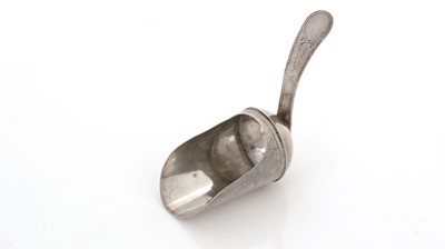 Lot 43 - A George III silver caddy scoop.