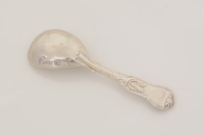 Lot 80 - A George IV silver caddy spoon.